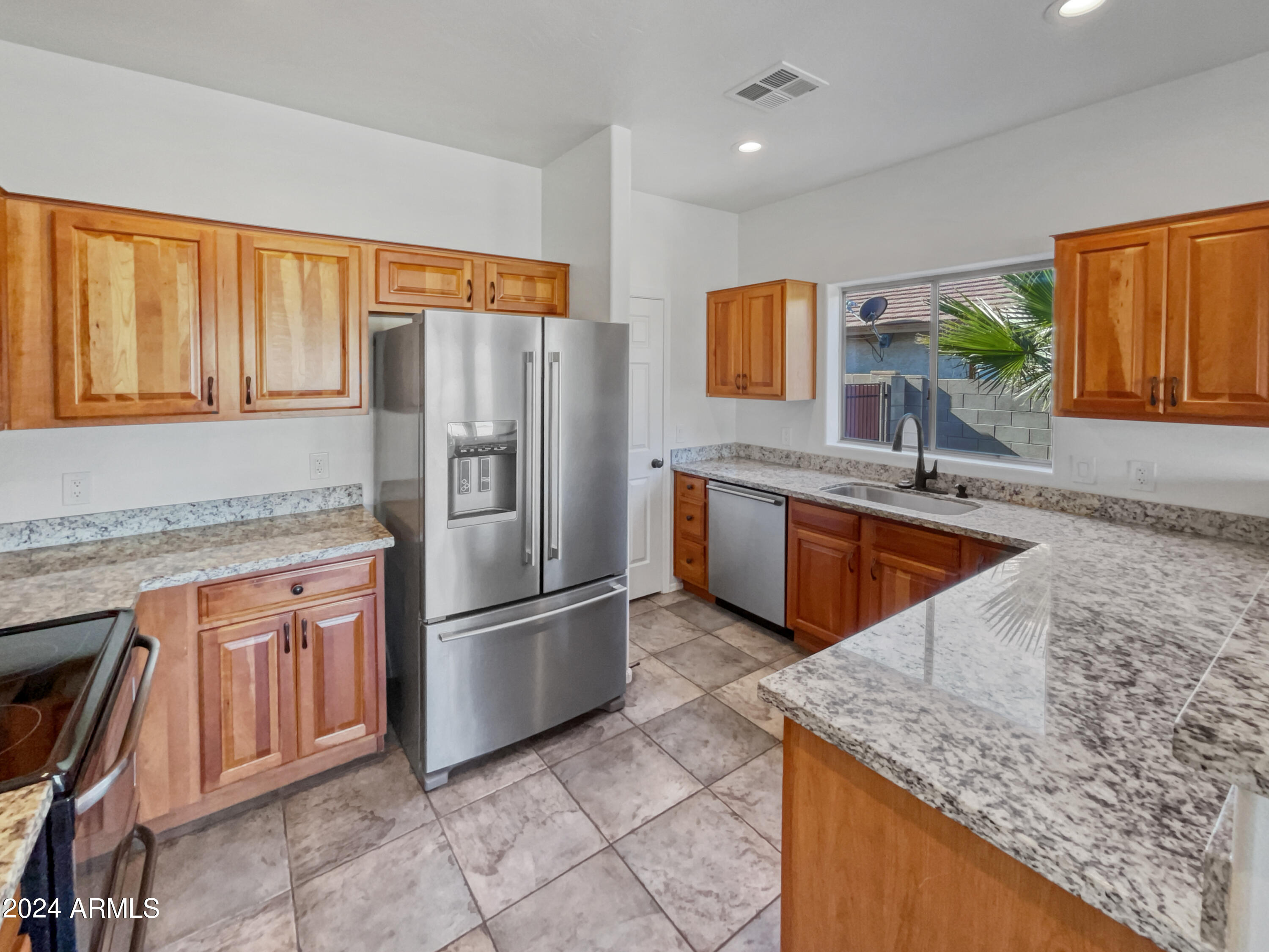 2624 W CARSON Road
