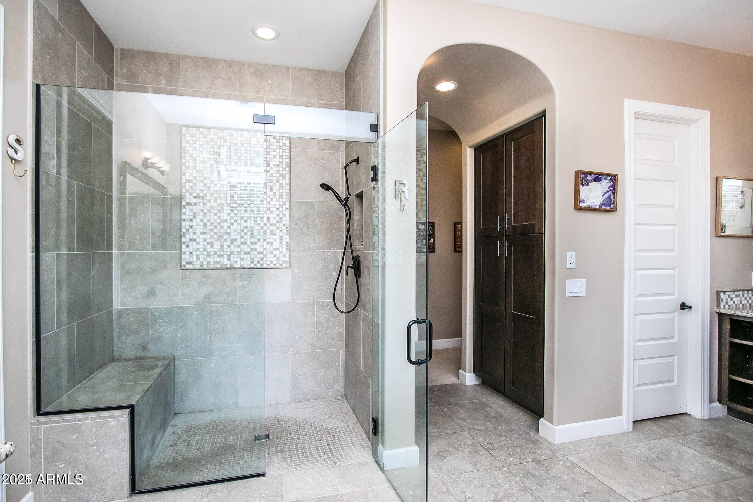 3009 E VALENCIA Drive