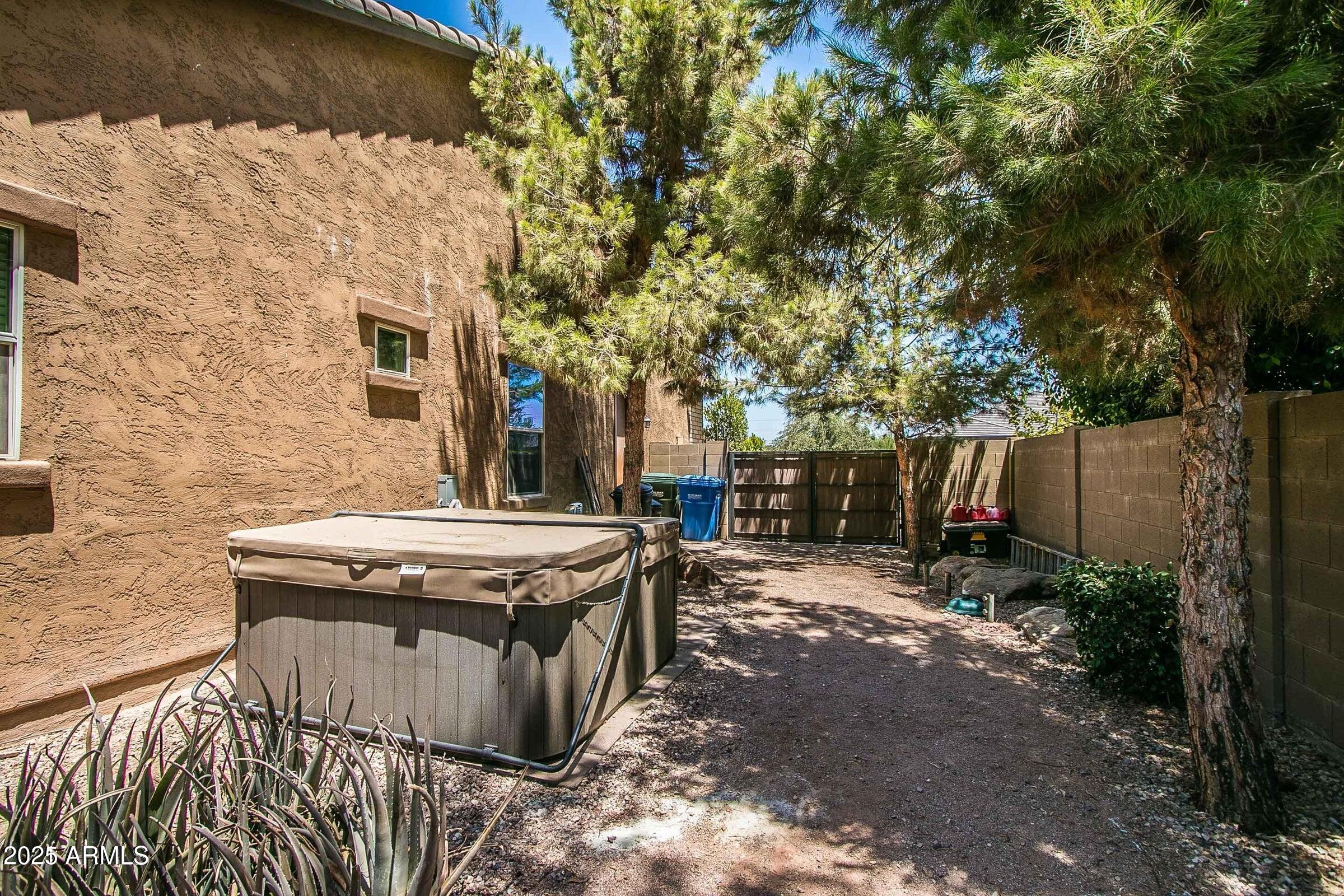 3009 E VALENCIA Drive