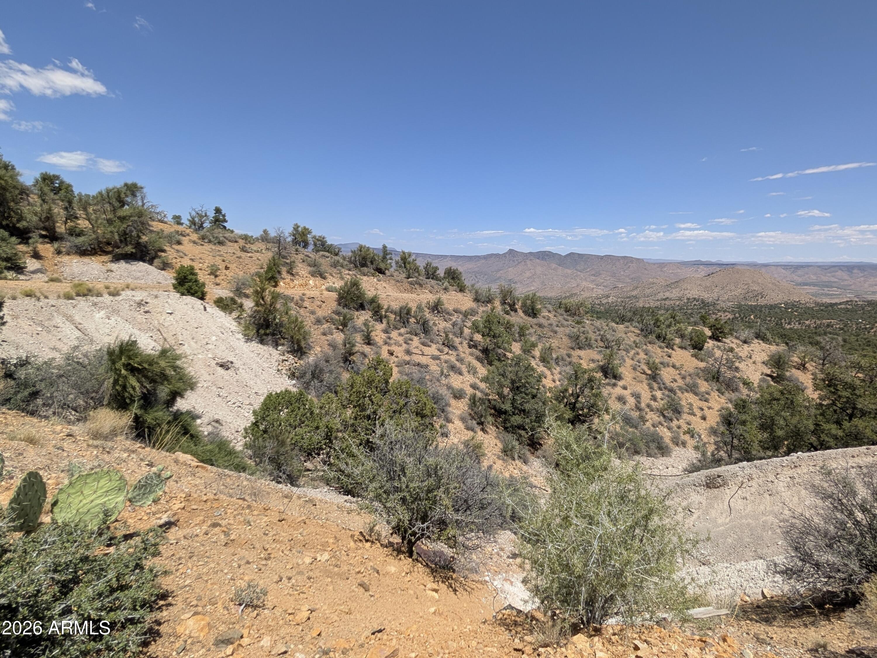 - Hackberry Mine Mohave County, -