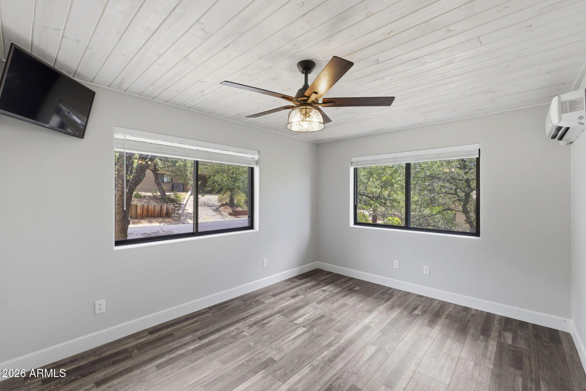 1140 TANGLEWOOD Road