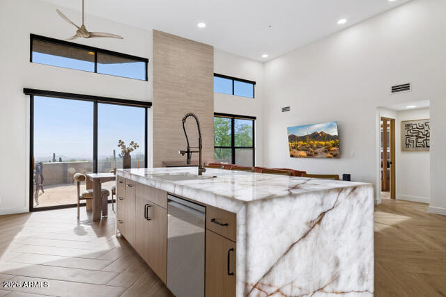 25555 N WINDY WALK Drive 77