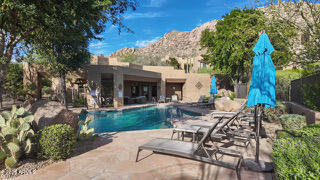 25555 N WINDY WALK Drive 77