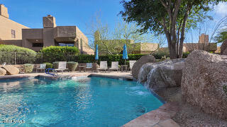 25555 N WINDY WALK Drive 77