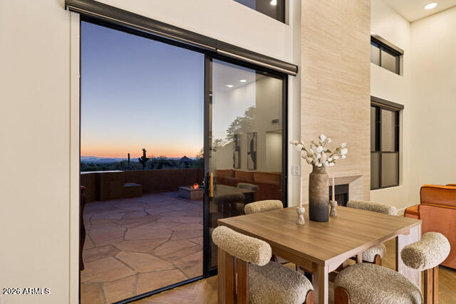 25555 N WINDY WALK Drive 77