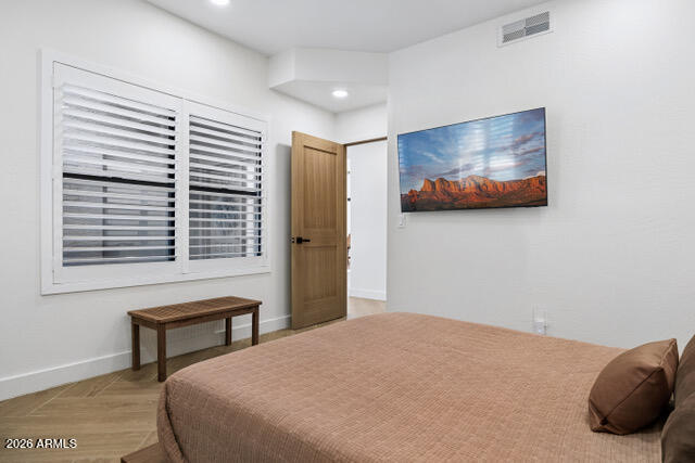 25555 N WINDY WALK Drive 77