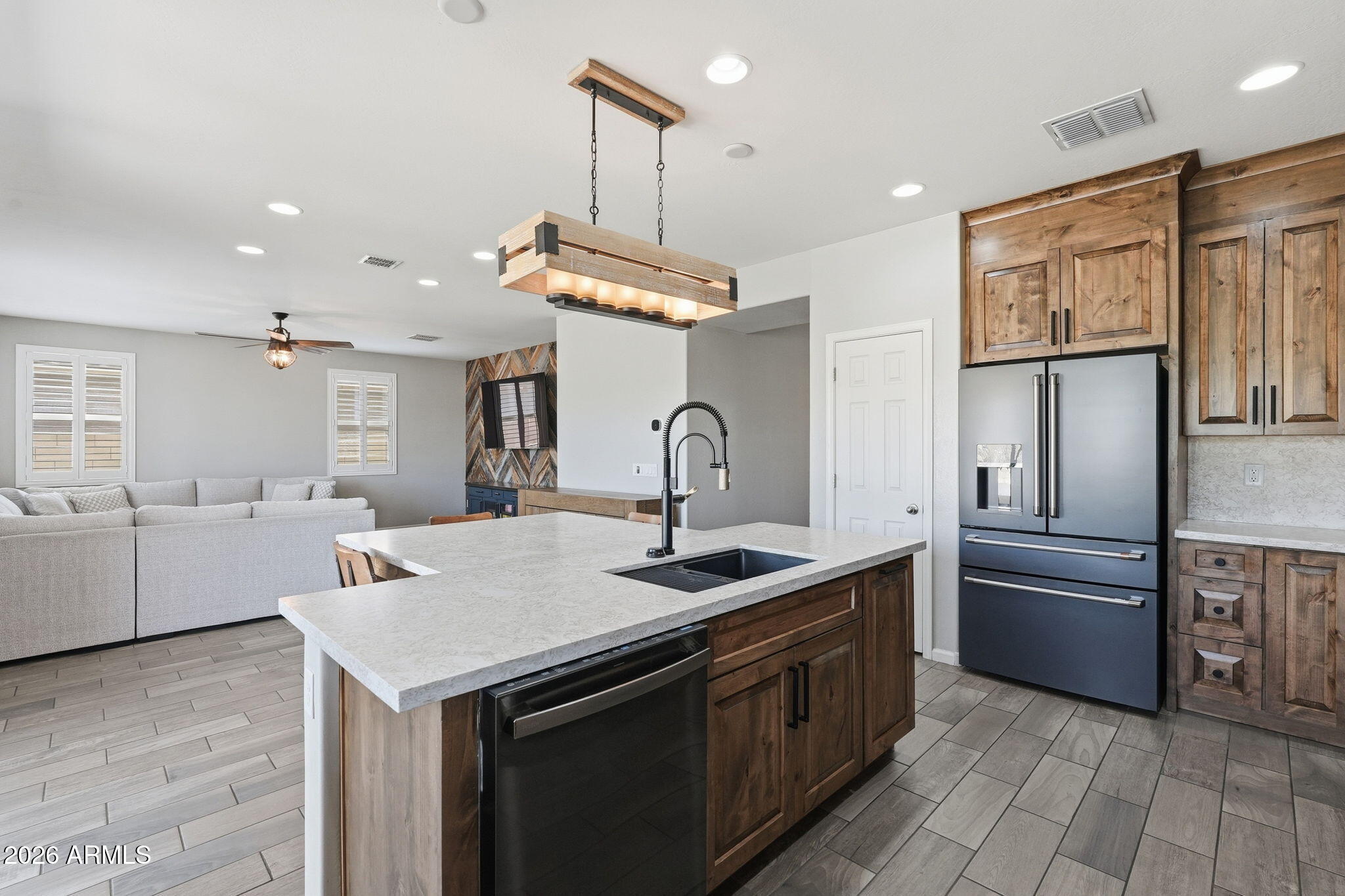 7672 W FETLOCK Trail