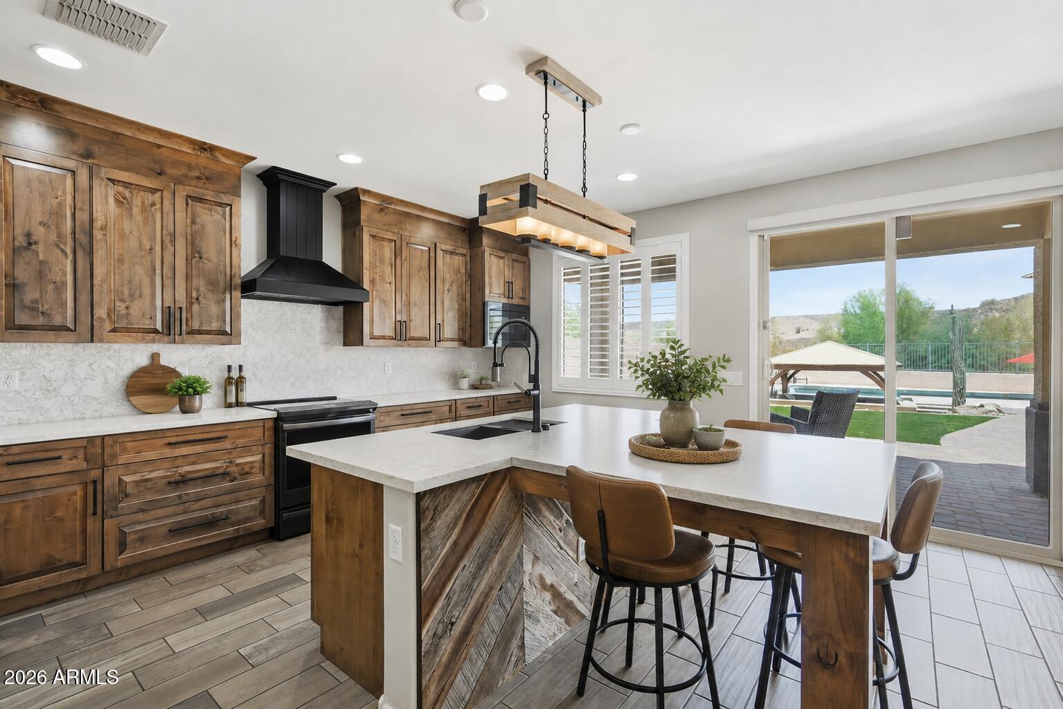 7672 W FETLOCK Trail