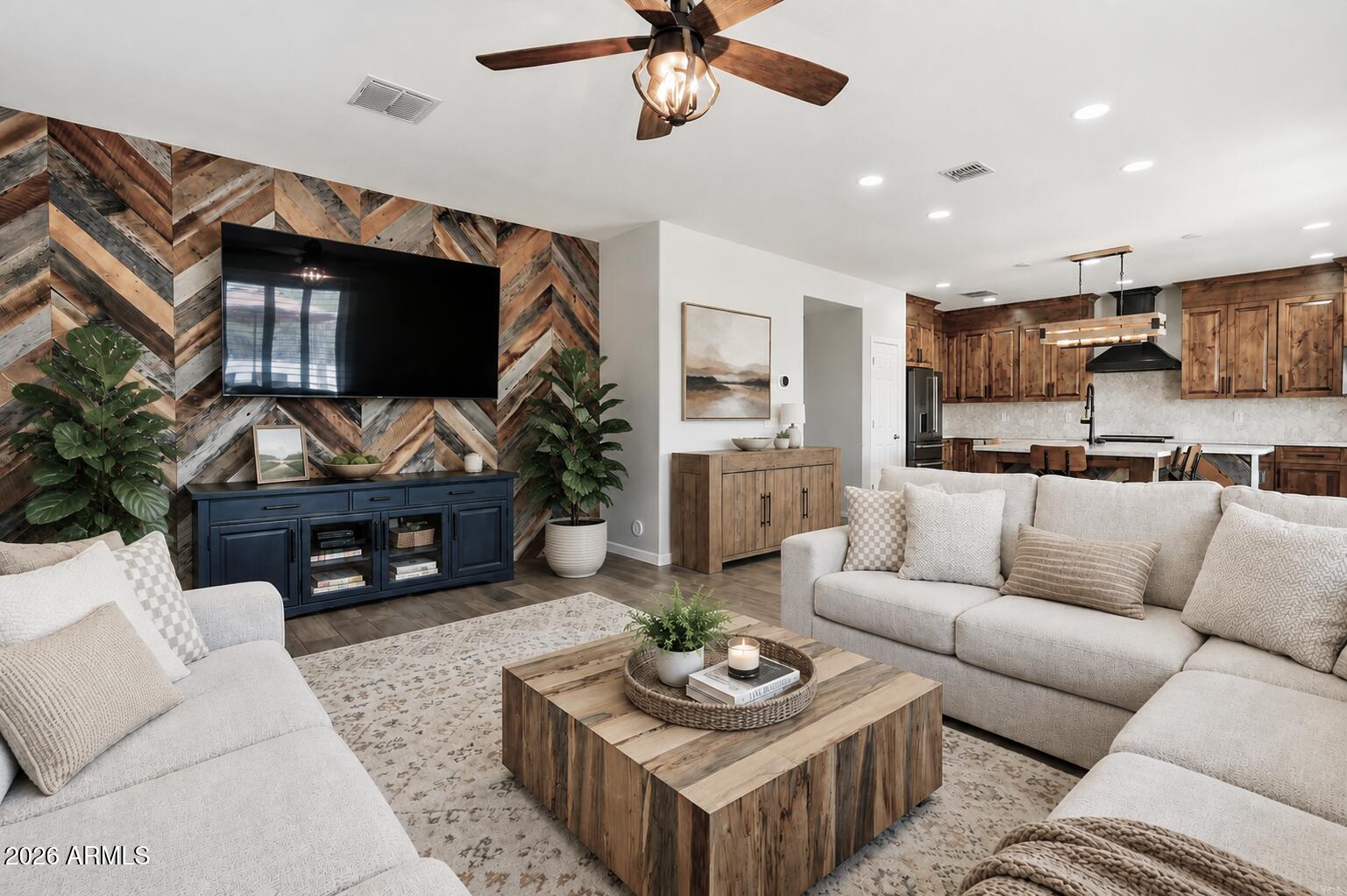 7672 W FETLOCK Trail