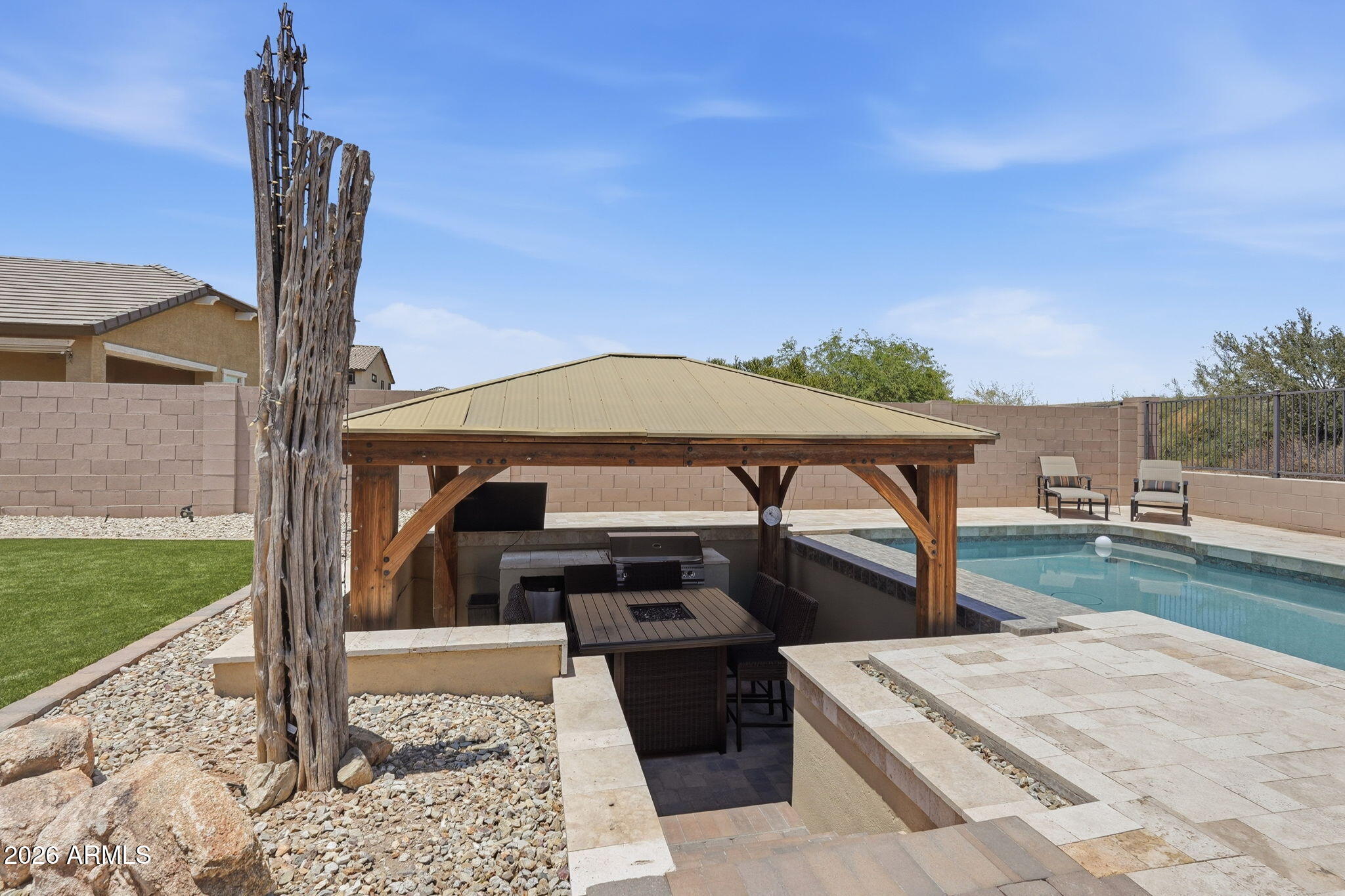 7672 W FETLOCK Trail
