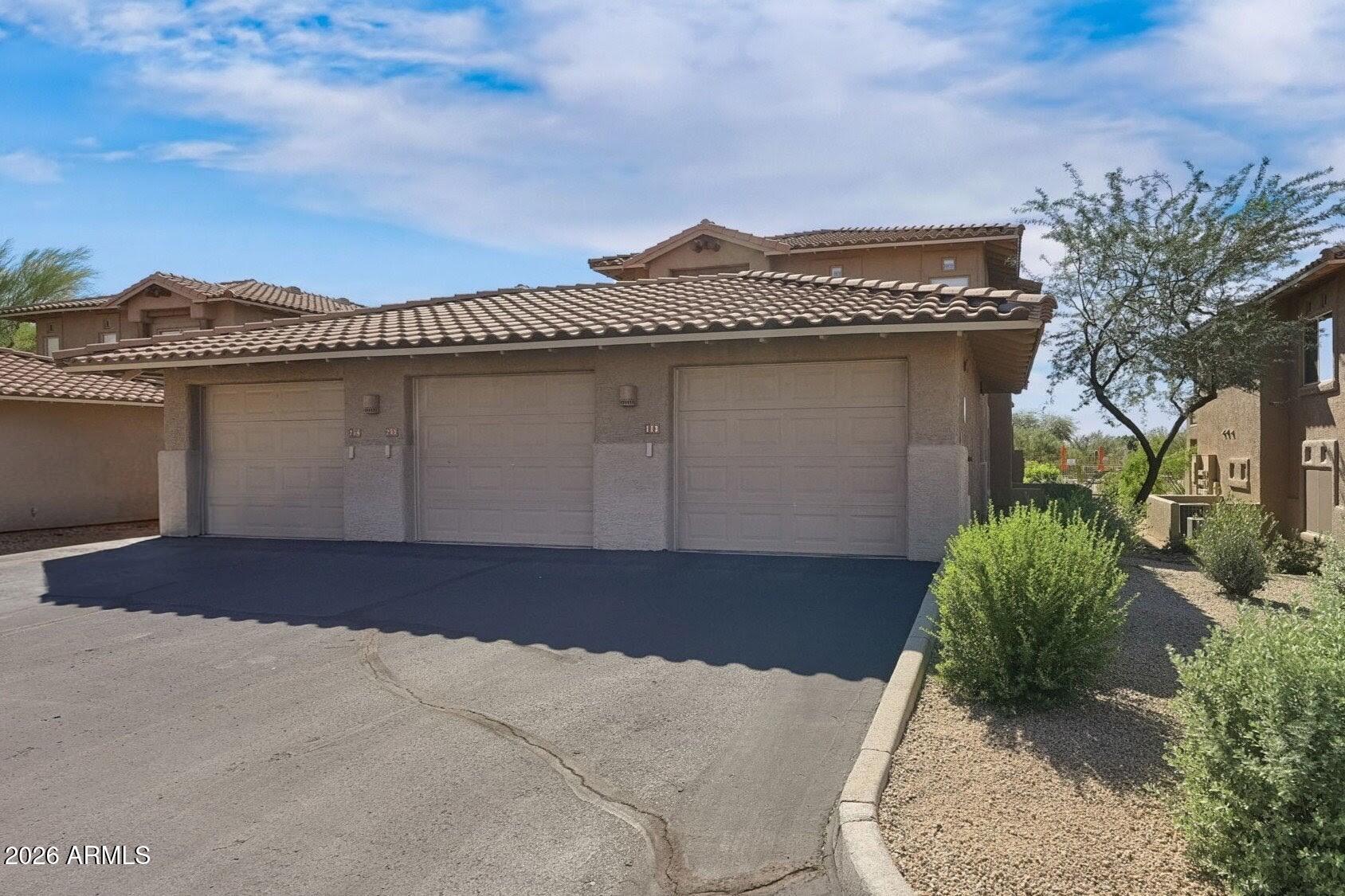 8880 E PARAISO Drive 113