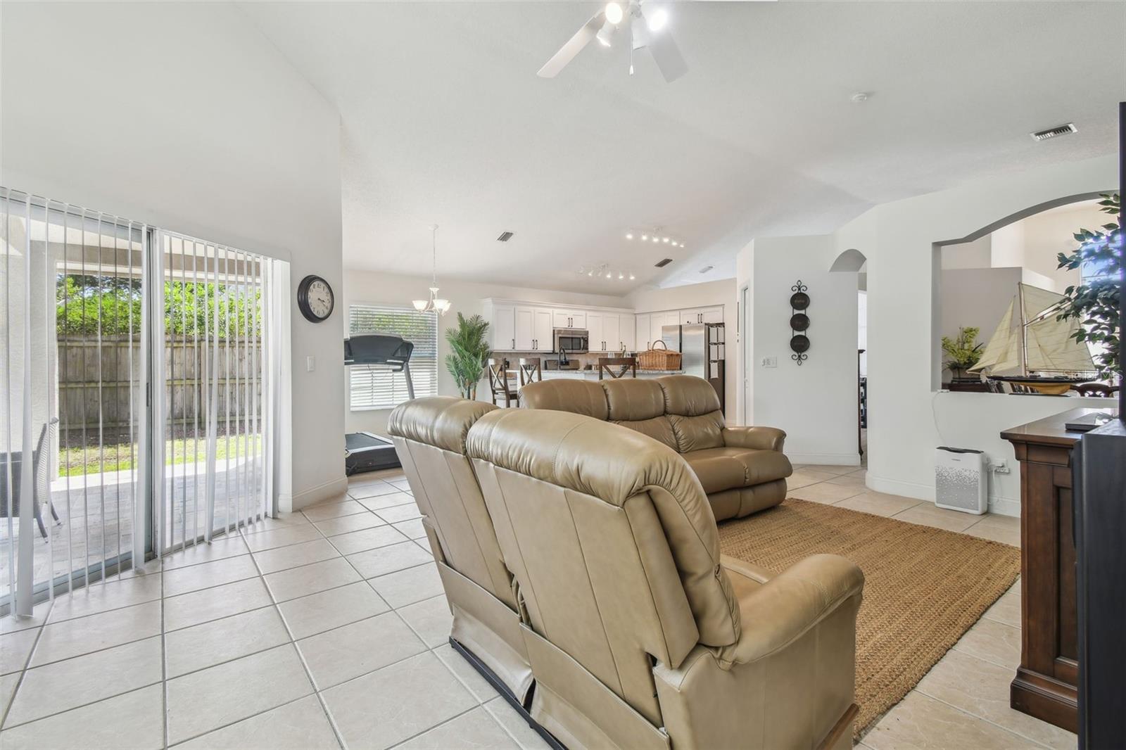 1517 LITTLE BROOK LN
