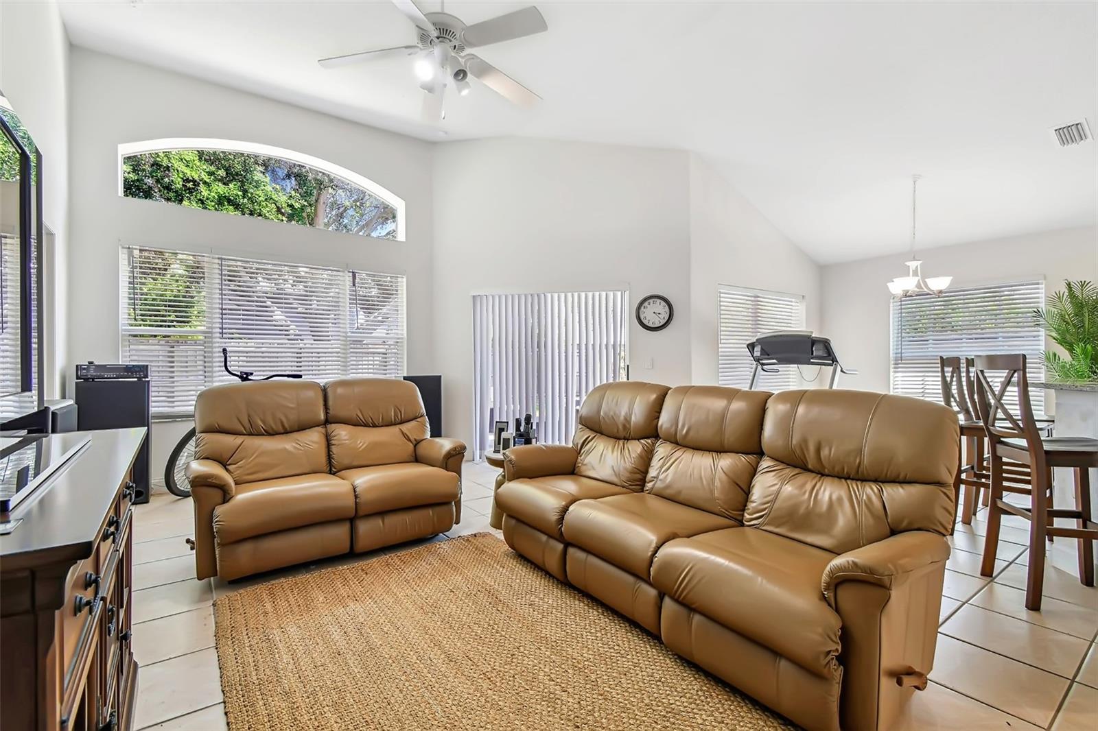 1517 LITTLE BROOK LN
