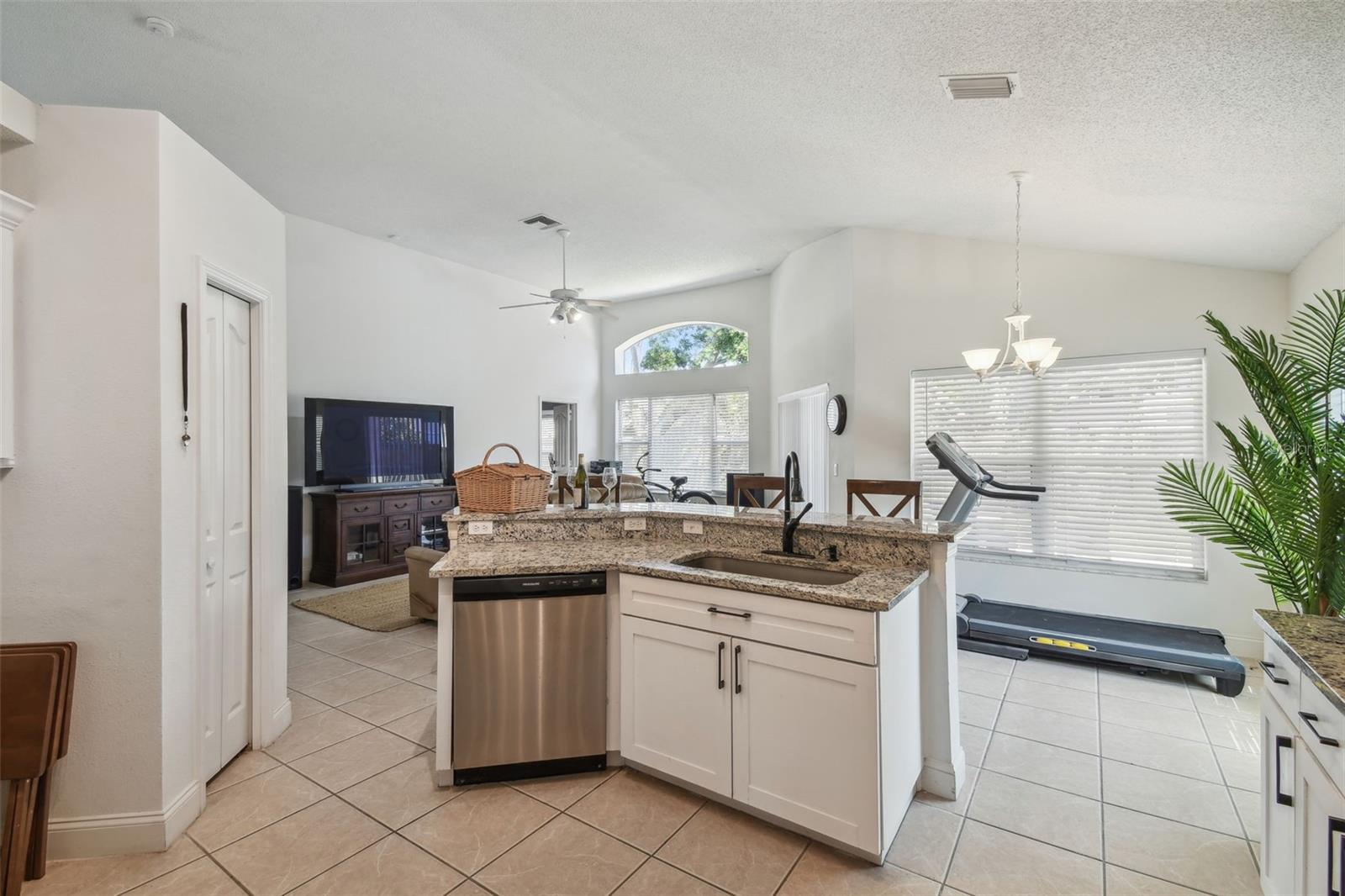 1517 LITTLE BROOK LN