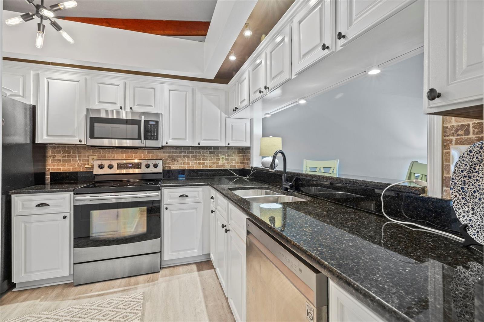 2665 SEQUOIA TER #306