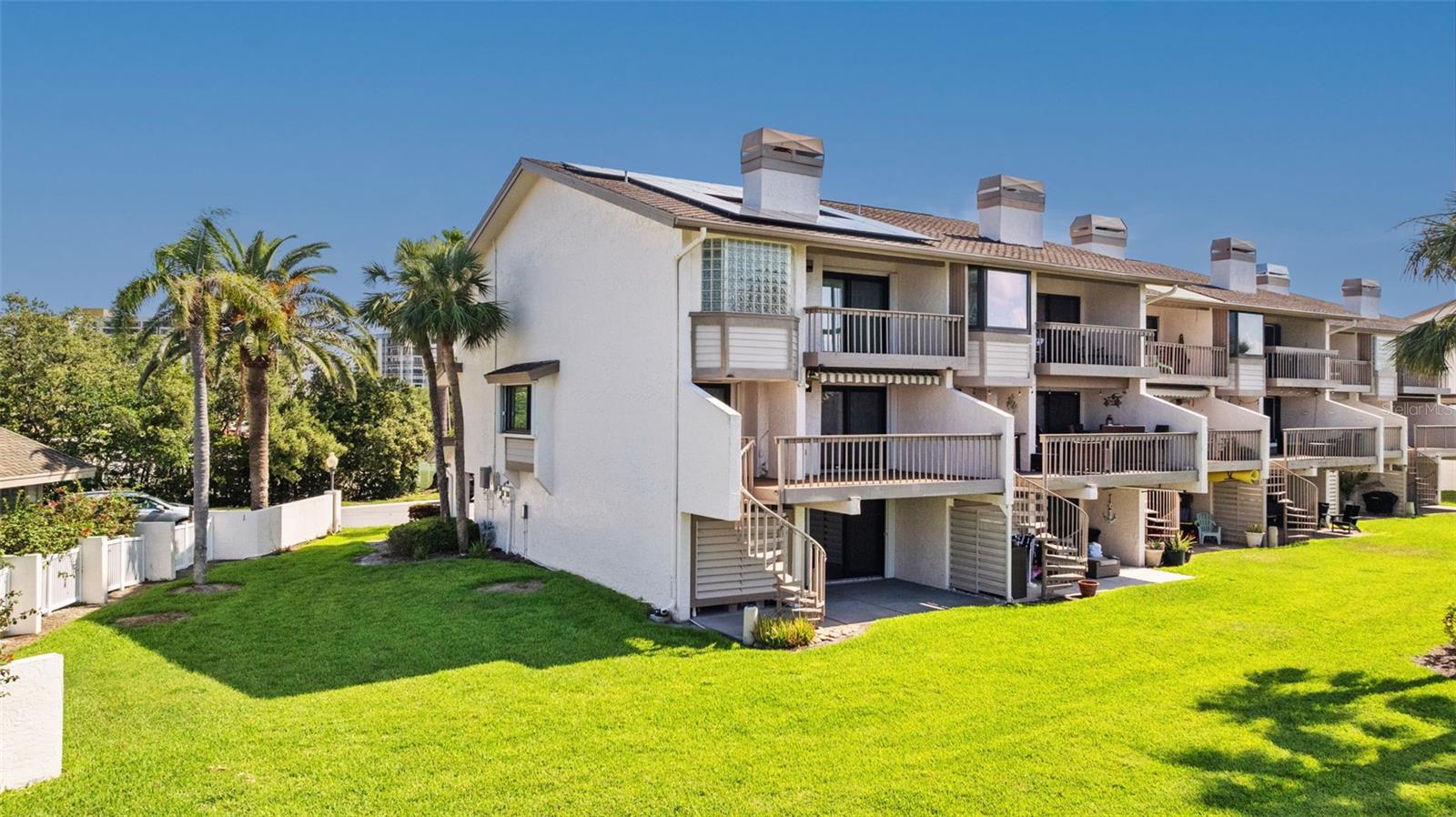 101 MARINA DEL REY CT