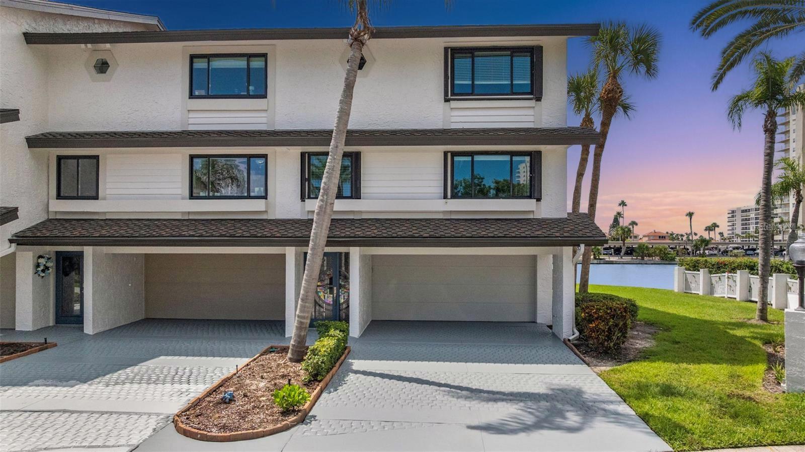 101 MARINA DEL REY CT