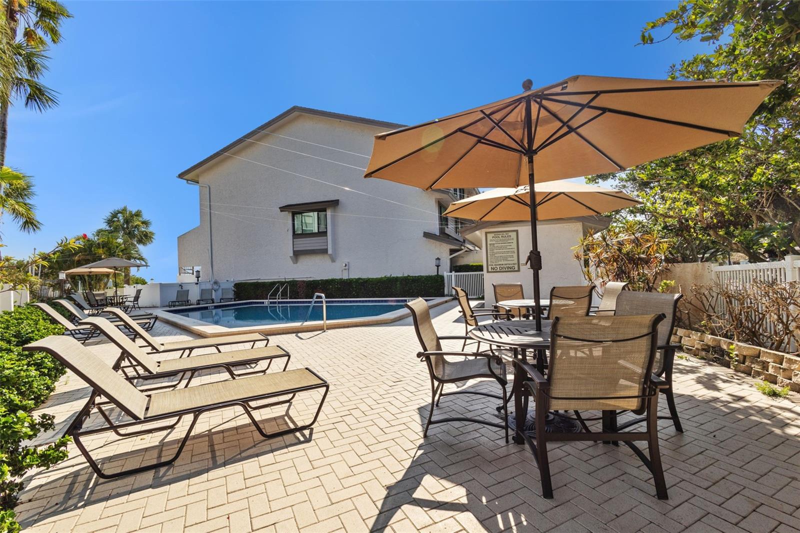 101 MARINA DEL REY CT