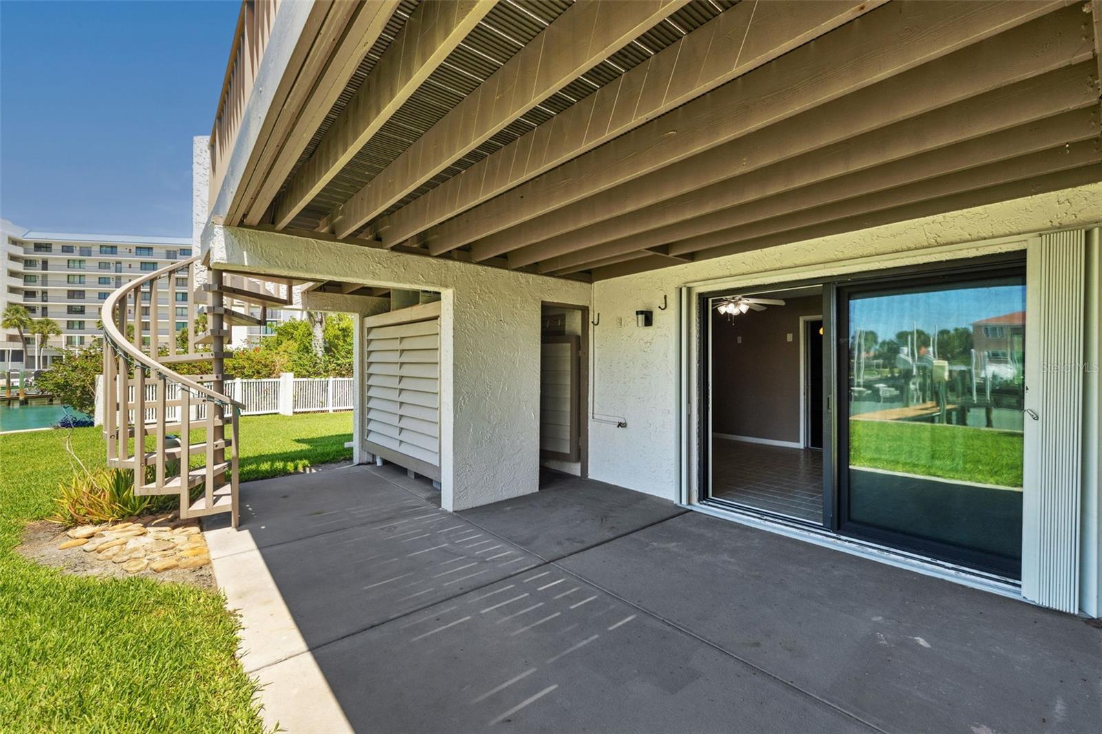 101 MARINA DEL REY CT