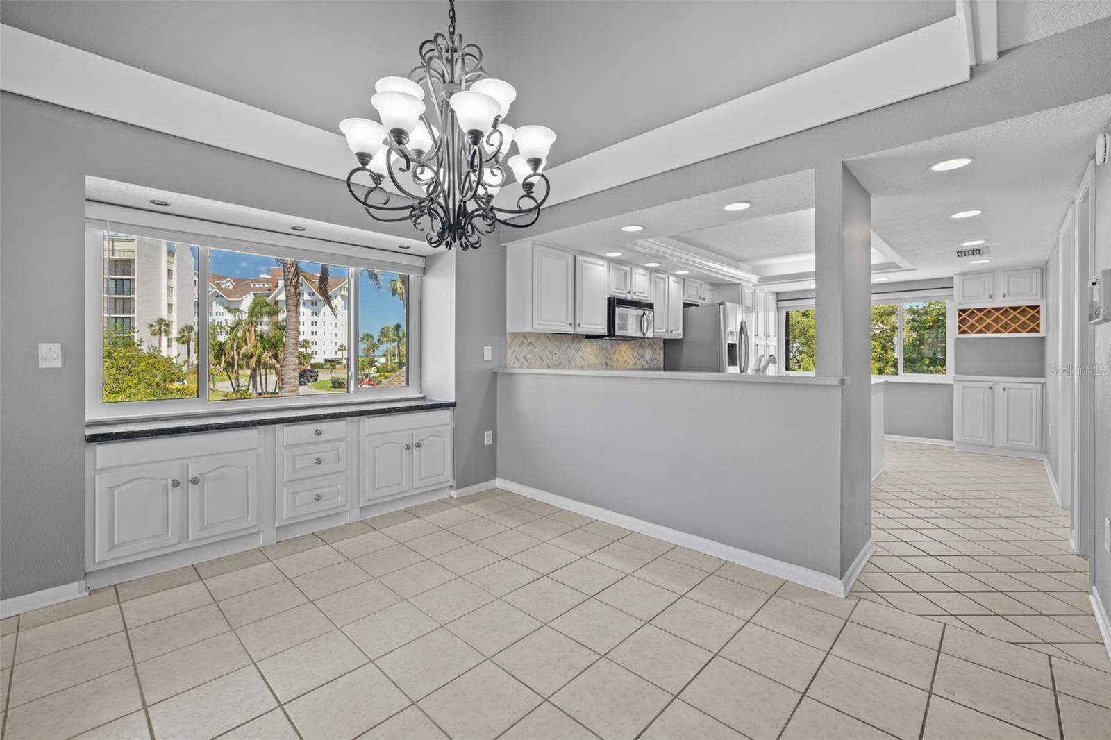 101 MARINA DEL REY CT