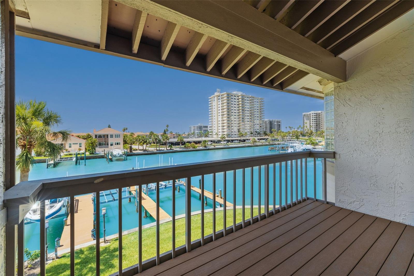 101 MARINA DEL REY CT