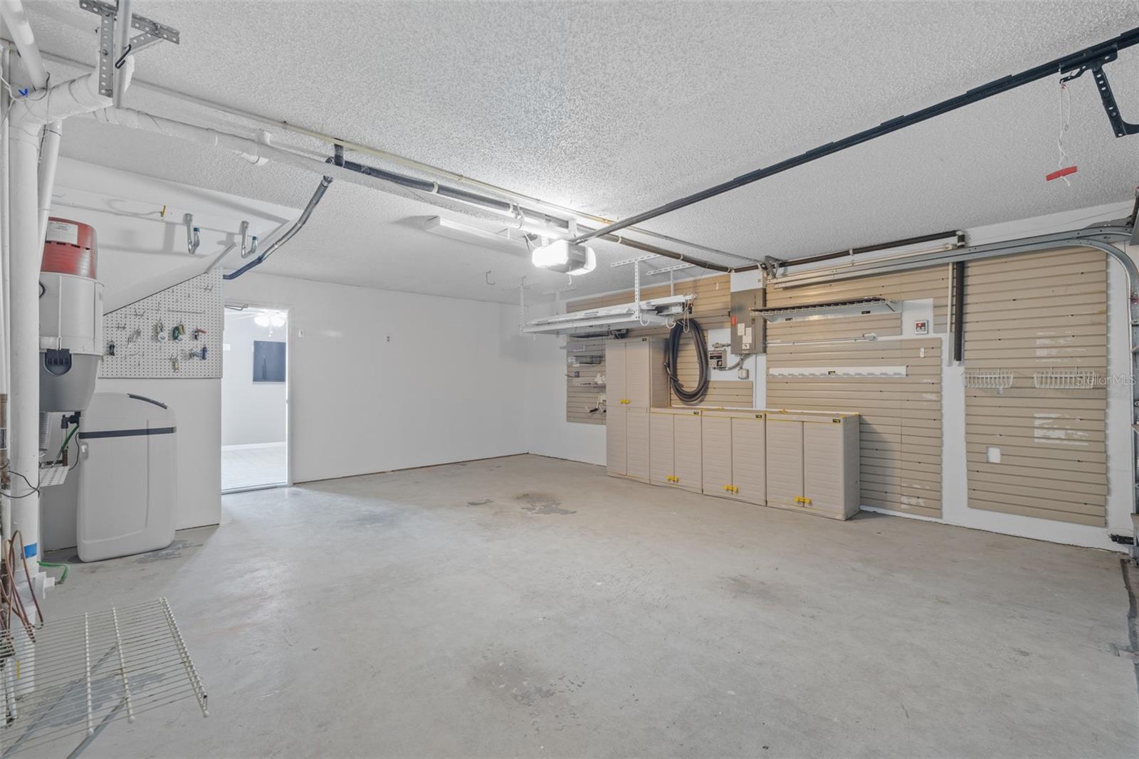 101 MARINA DEL REY CT