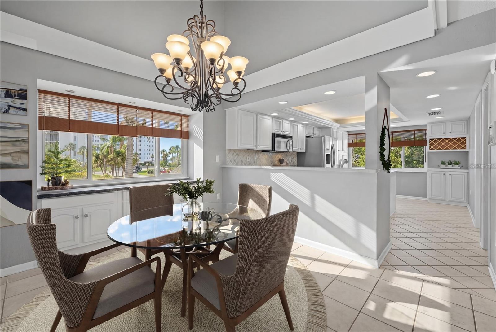 101 MARINA DEL REY CT