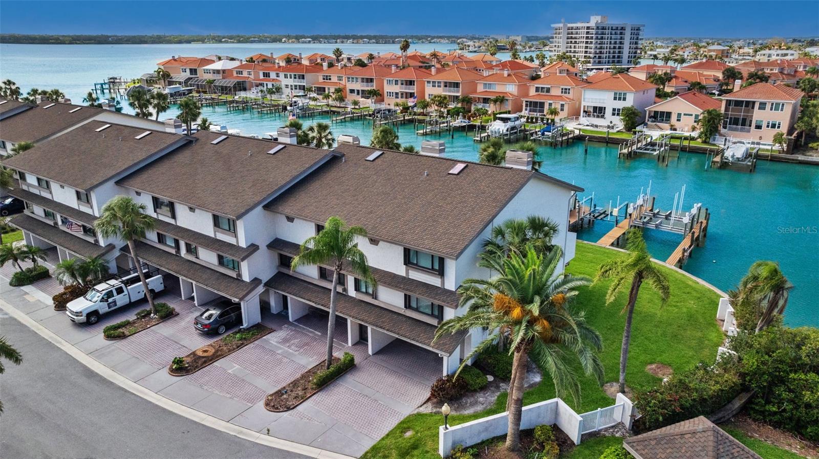 101 MARINA DEL REY CT