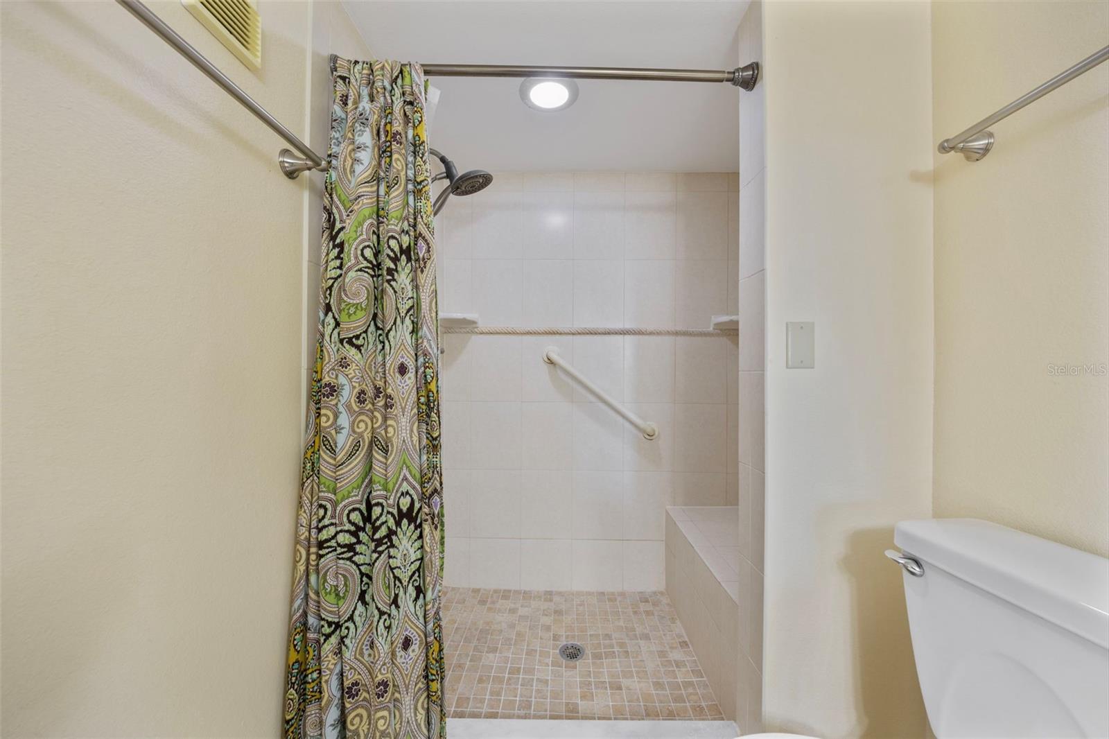 2333 FEATHER SOUND DRIVE #A409