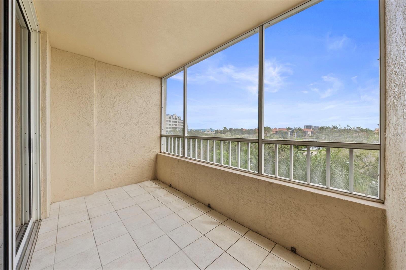 2333 FEATHER SOUND DRIVE #A409