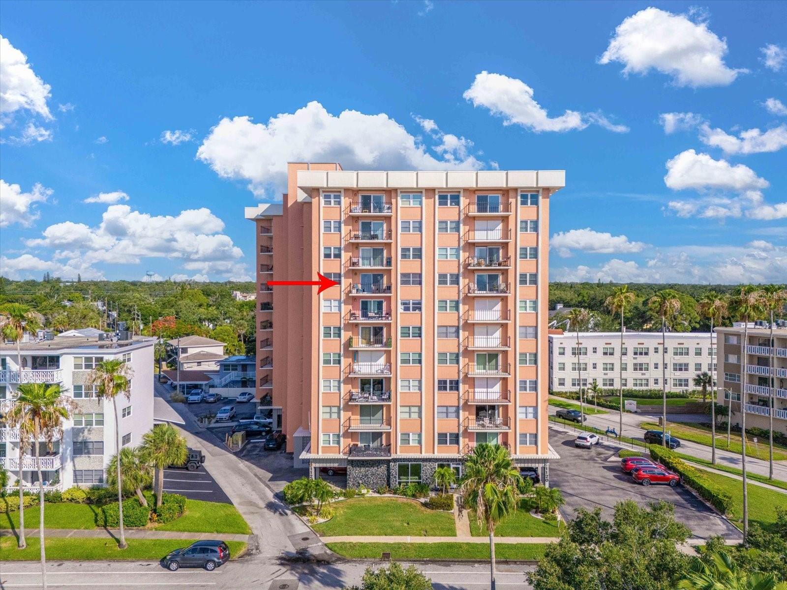 1120 N SHORE DR NE #802