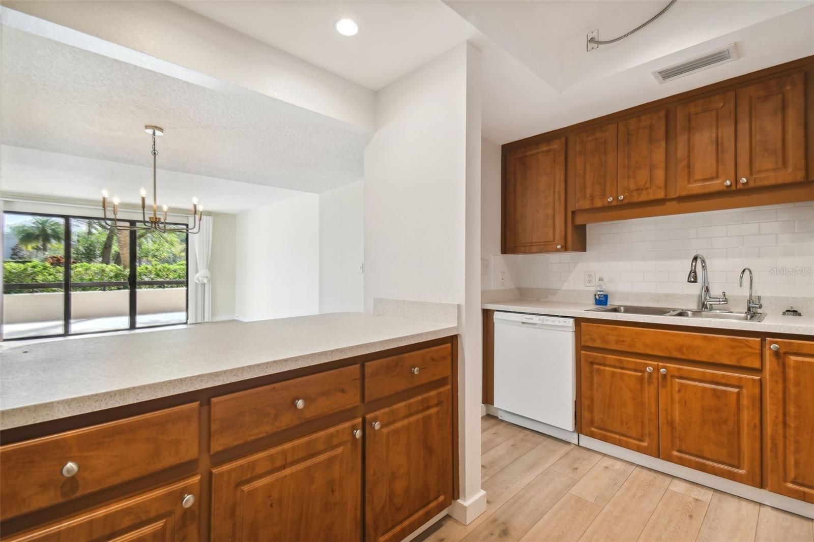 150 BELLEVIEW BLVD #102