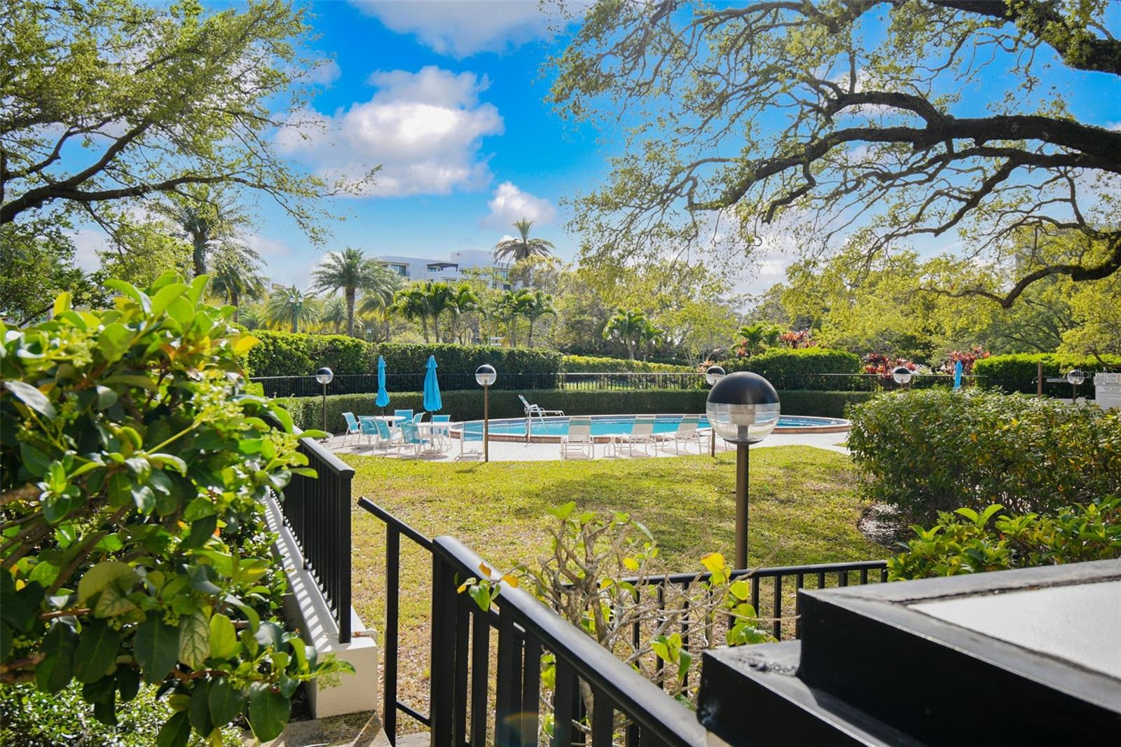 150 BELLEVIEW BLVD #102