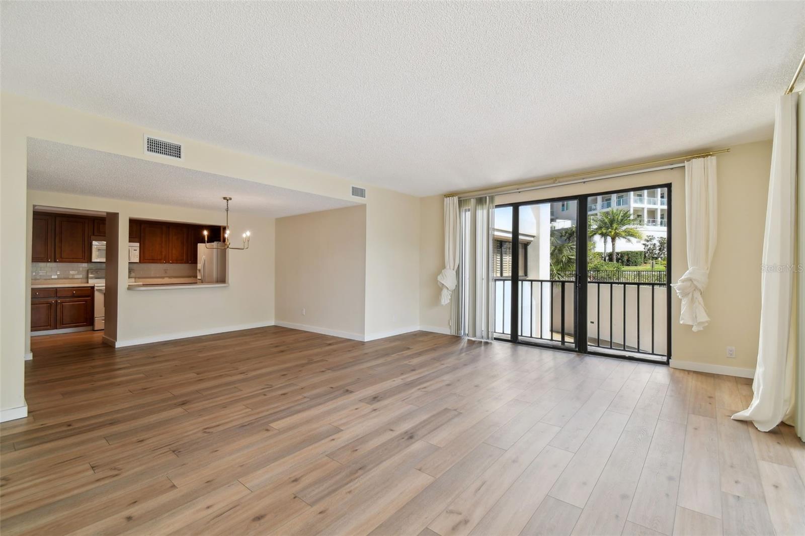 150 BELLEVIEW BLVD #102
