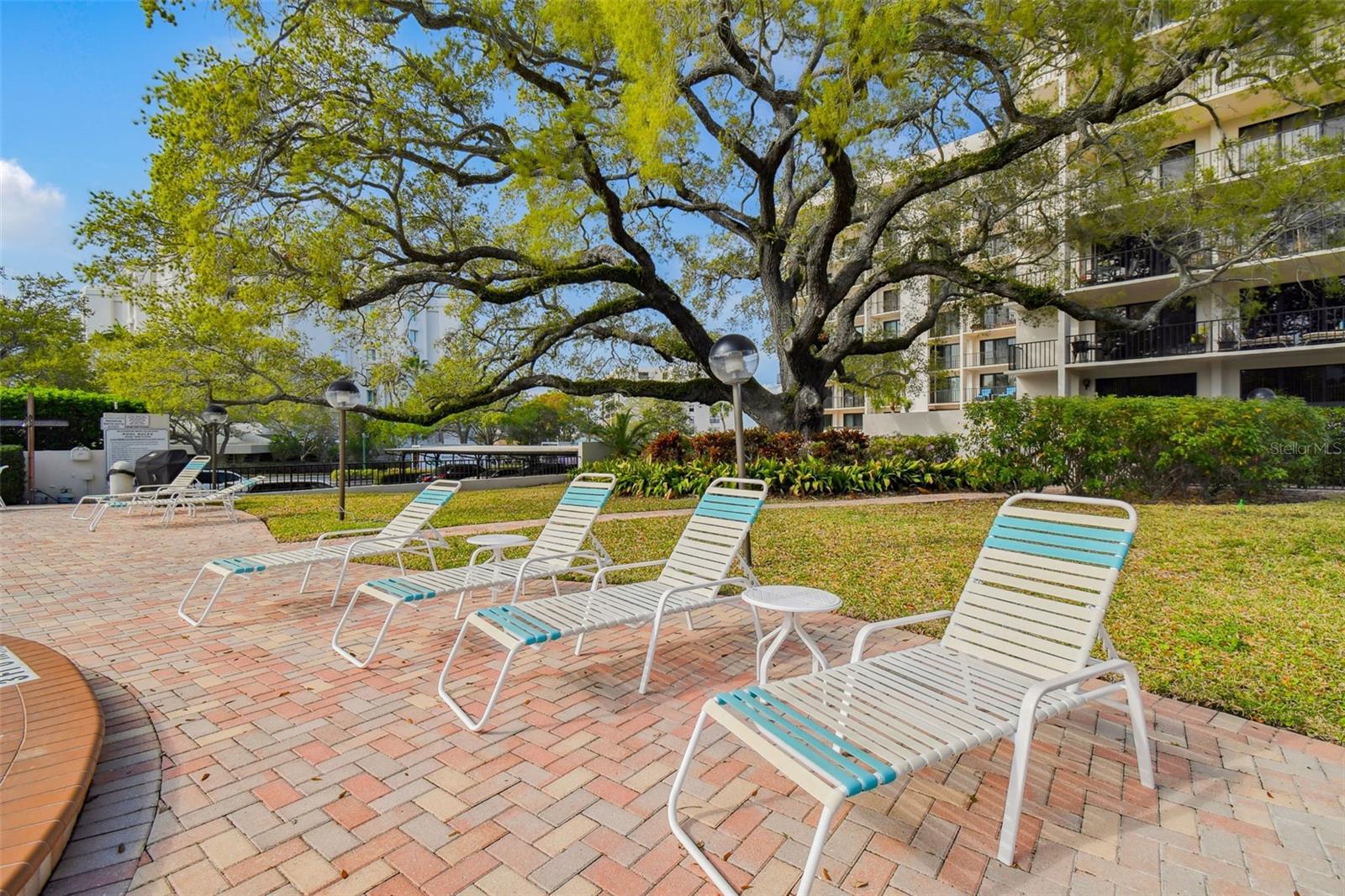 150 BELLEVIEW BLVD #102