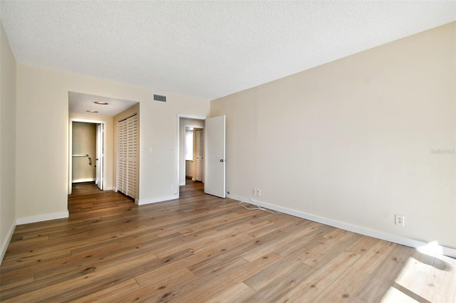 150 BELLEVIEW BLVD #102