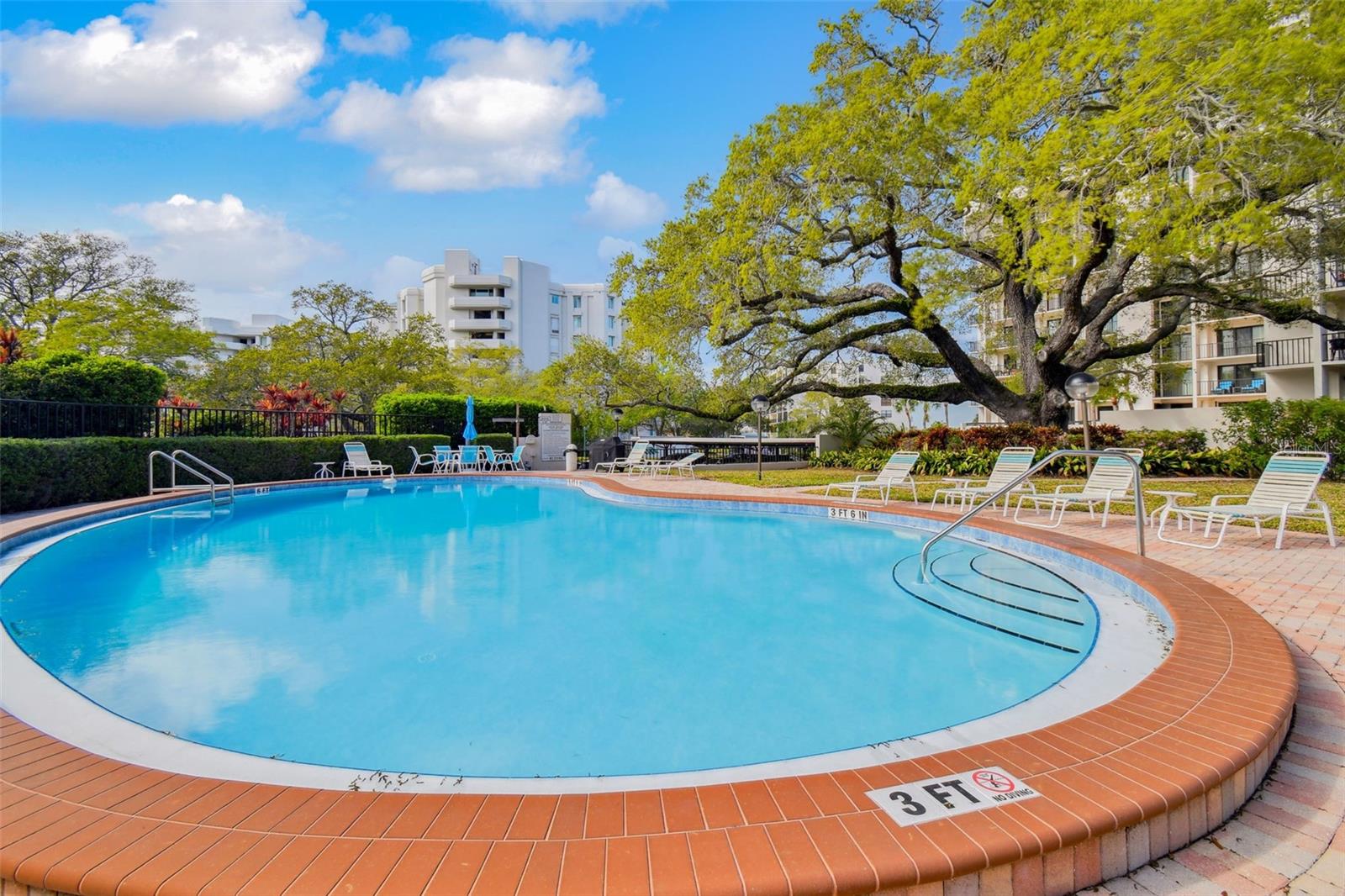 150 BELLEVIEW BLVD #102