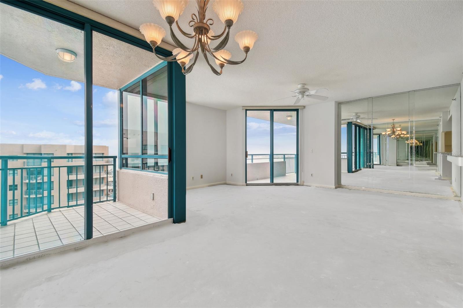 1540 GULF BLVD #1907