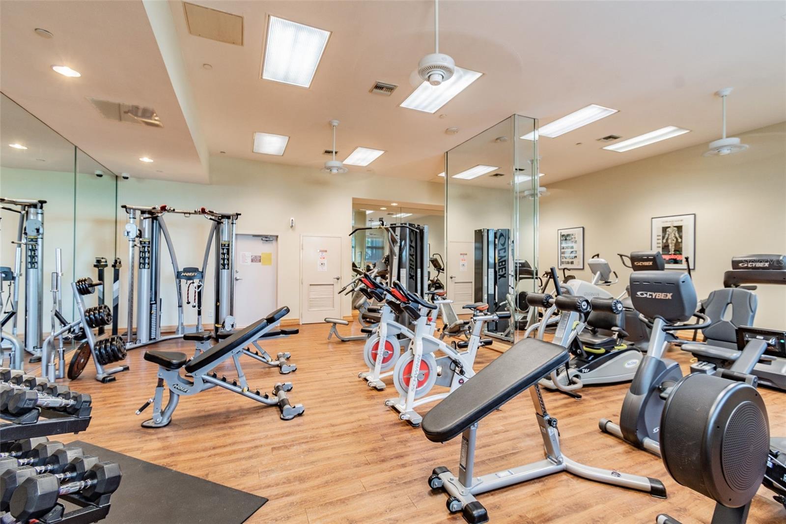 1540 GULF BLVD #1907