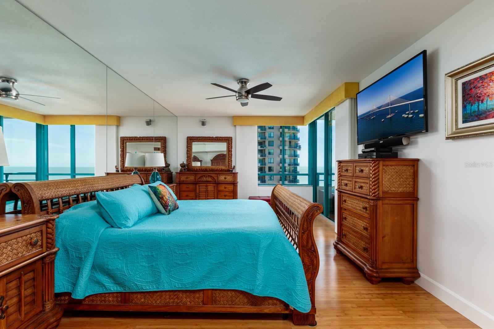 1520 GULF BLVD #1601