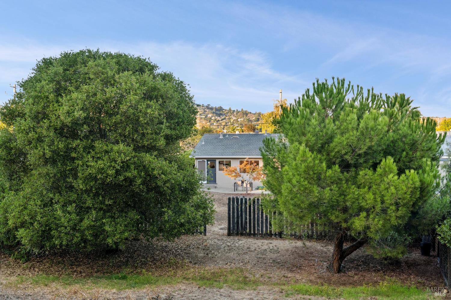 108 Lakeside Drive