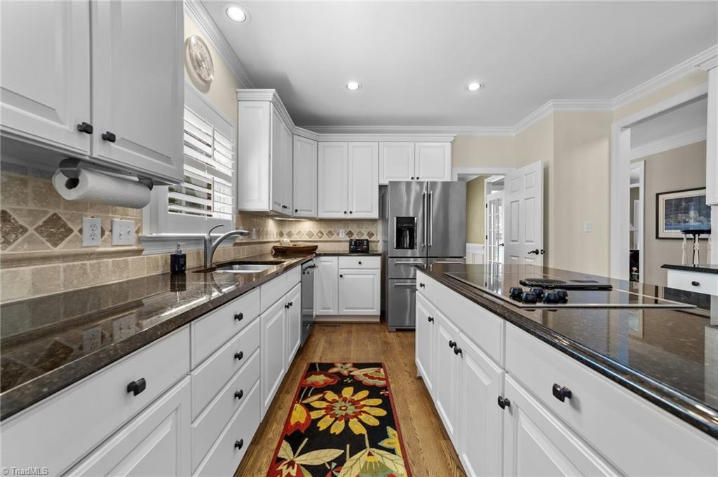 5010 Bearberry Point