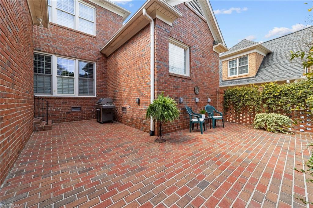 5010 Bearberry Point