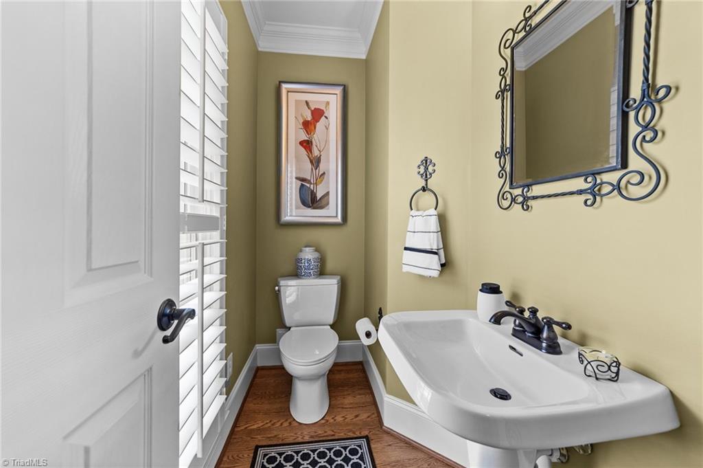 5010 Bearberry Point