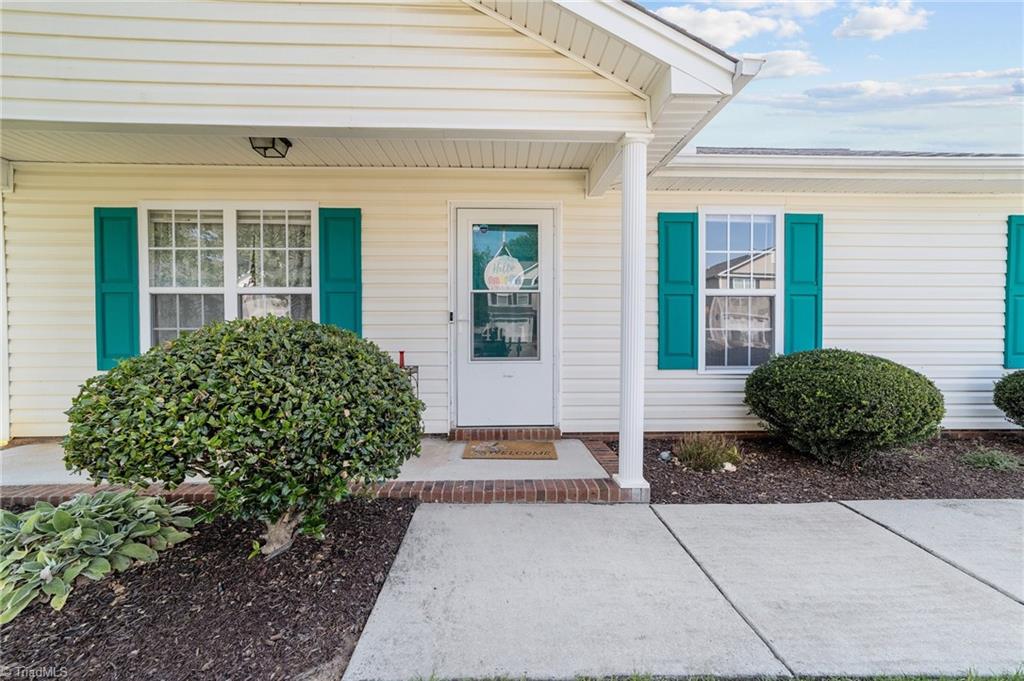 4111 Flowering Path Lane