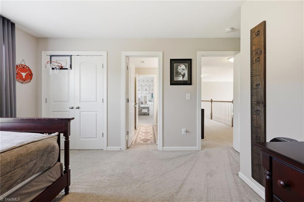 806 Blue Moon Court