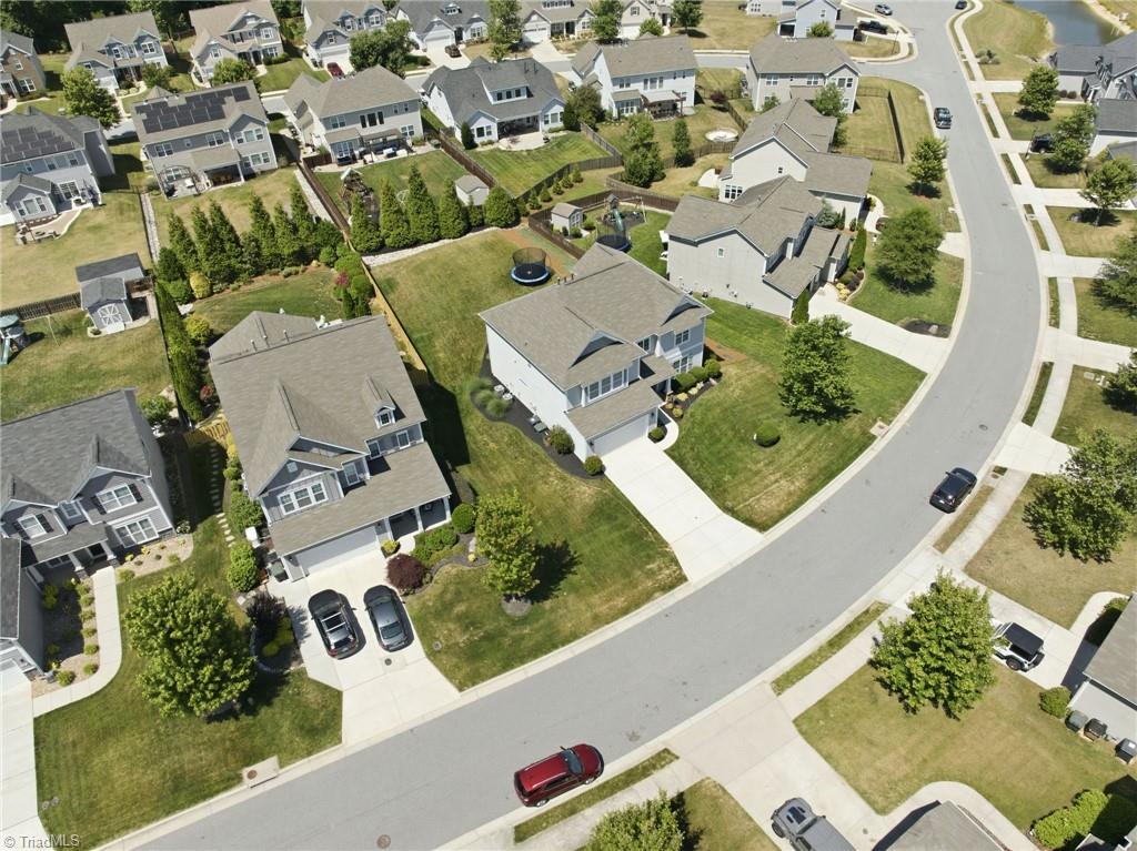 806 Blue Moon Court
