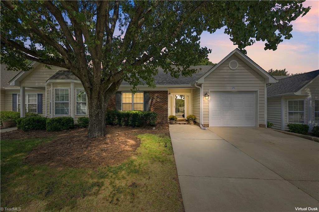 94 Mansfield Circle