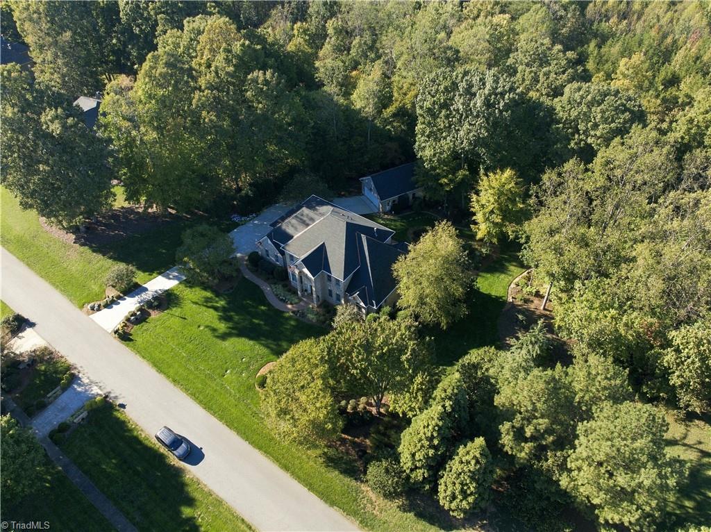 5704 Snow Hill Drive