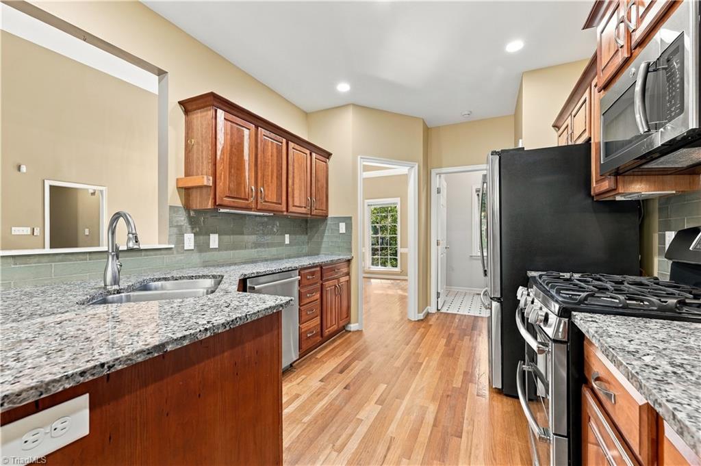 6689 Currieton Drive